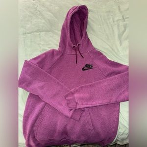 Nike women’s sweatshirt